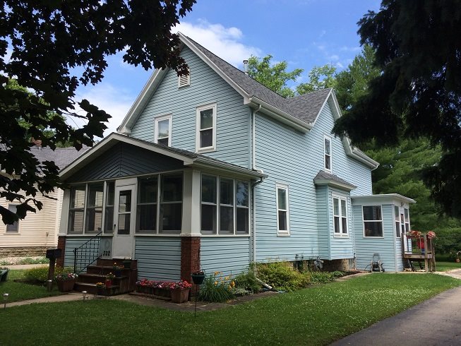 322 Belleville St, Ripon, WI 54971 photo 1