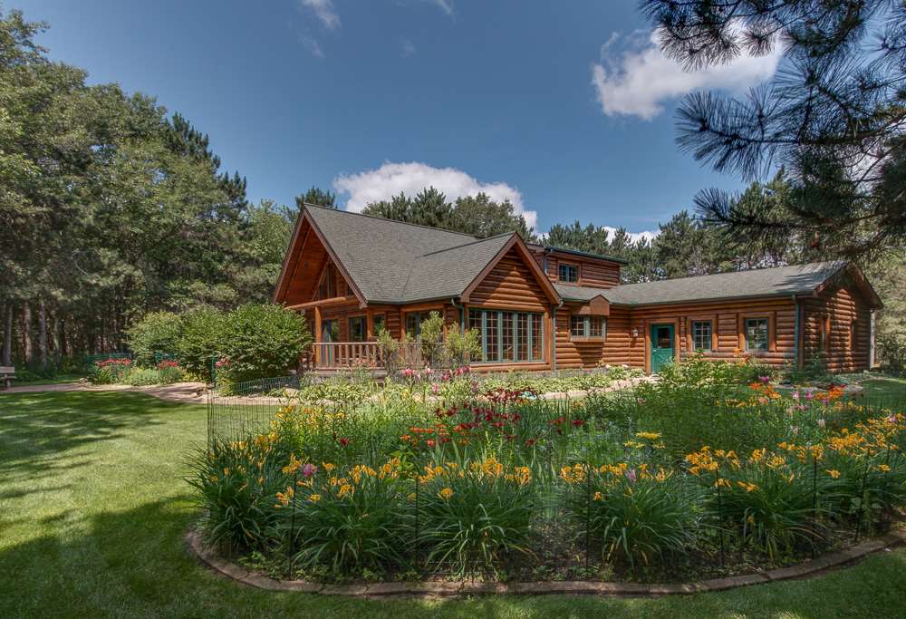 369 A Pinehurst Dr, Nekoosa, WI 54457 photo 1