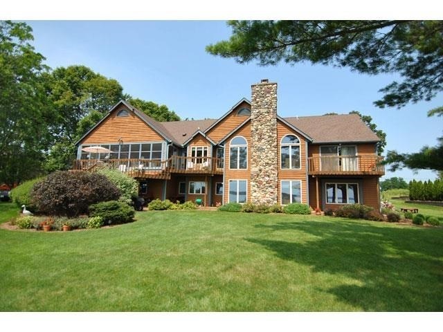 2132 Colladay Point Dr, Stoughton, WI 53589 photo 1