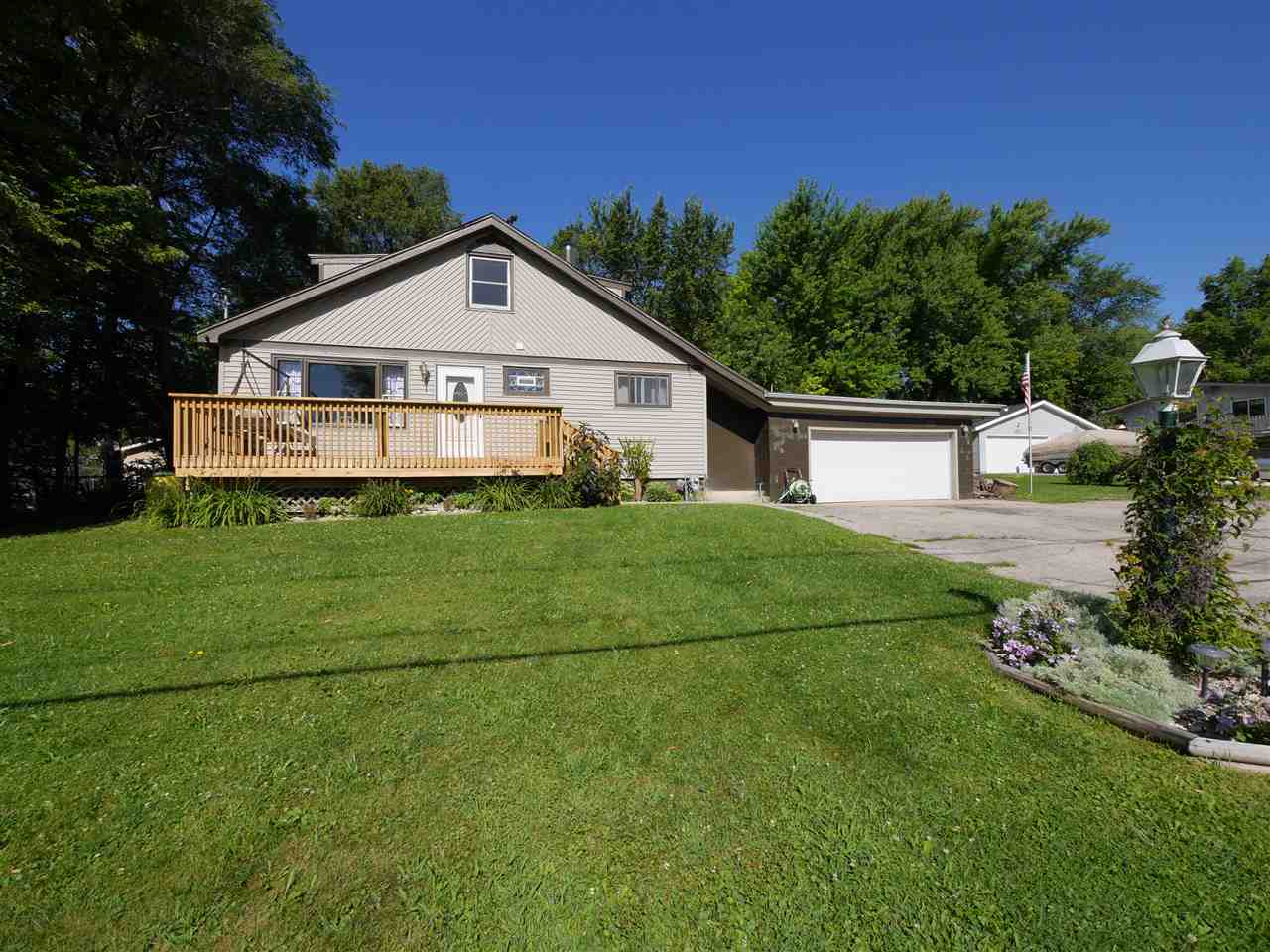 n3217 Iris Road, Lake Geneva, WI 53147 photo 1