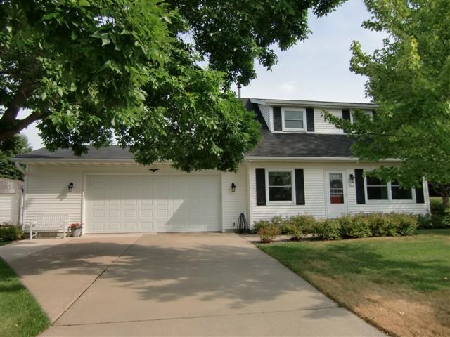 808 Acker Pkwy, Deforest, WI 53532 photo 1