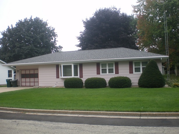 670 Gary St, Ripon, WI 54971 photo 1