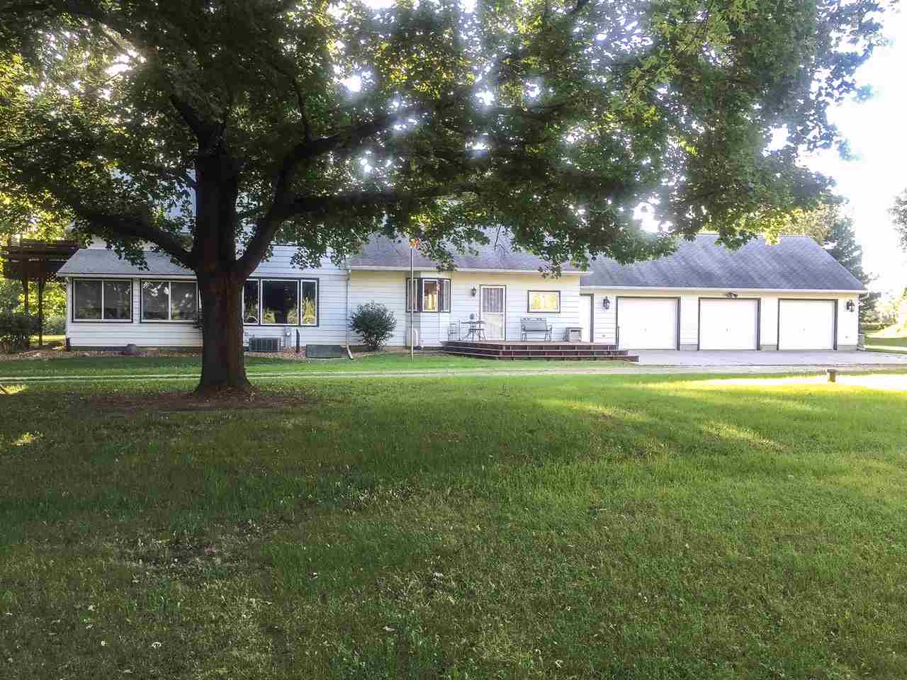 3801 W Pann Rd, Beloit, WI 53511 photo 1