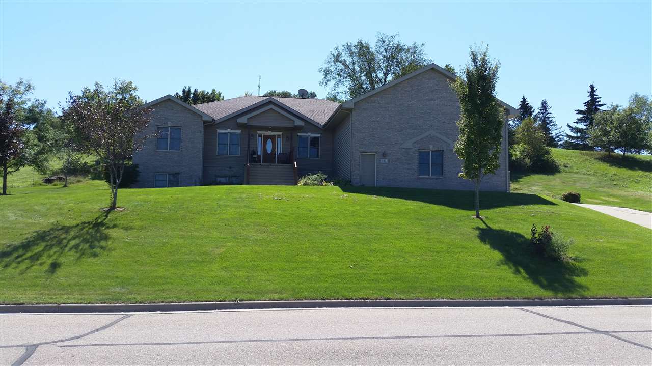 875 Westbrook Dr, Plain, WI 53577 photo 1