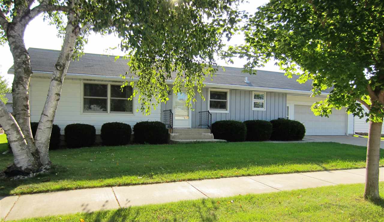 300 26th Ave, Monroe, WI 53566 photo 1