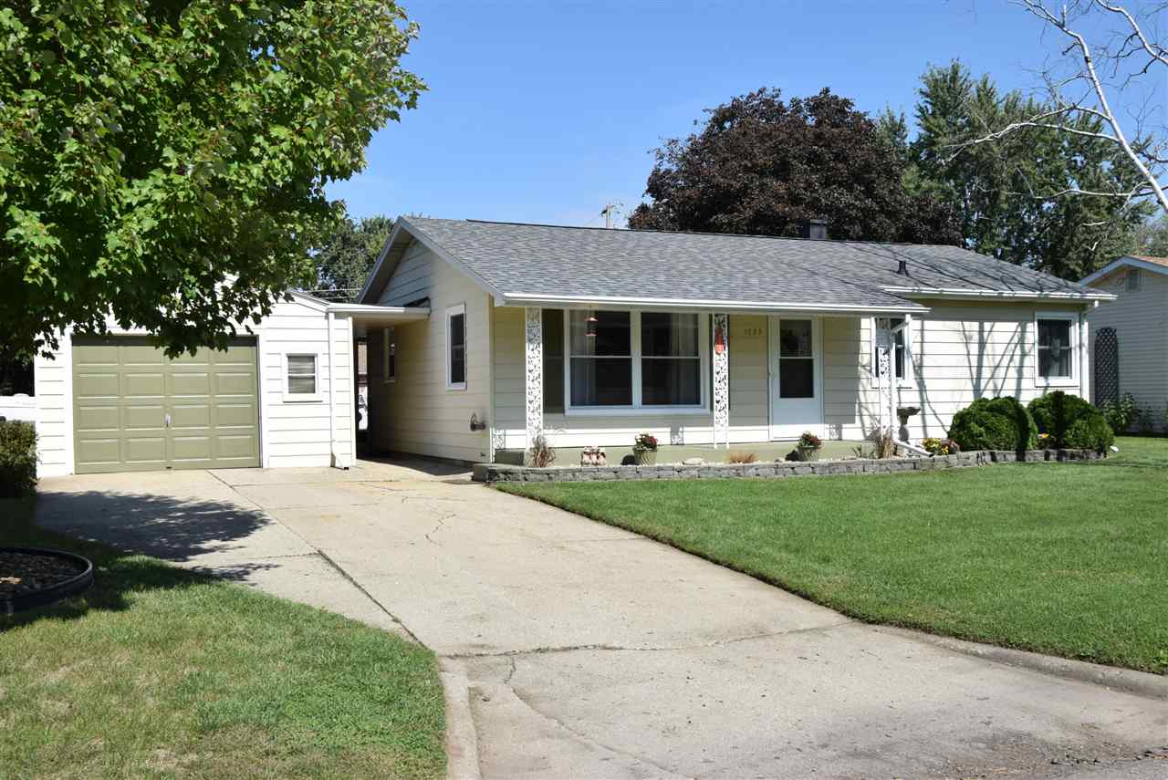 1735 Juniper St, Beloit, WI 53511 photo 1