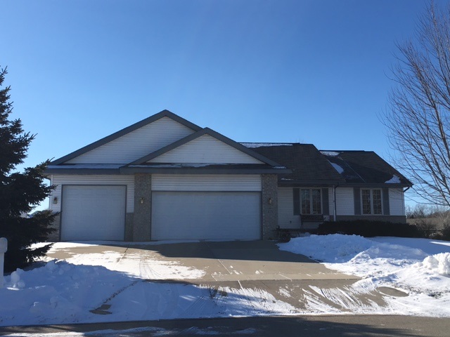 418 Rosemal Ln, De Forest, WI 53532 photo 1