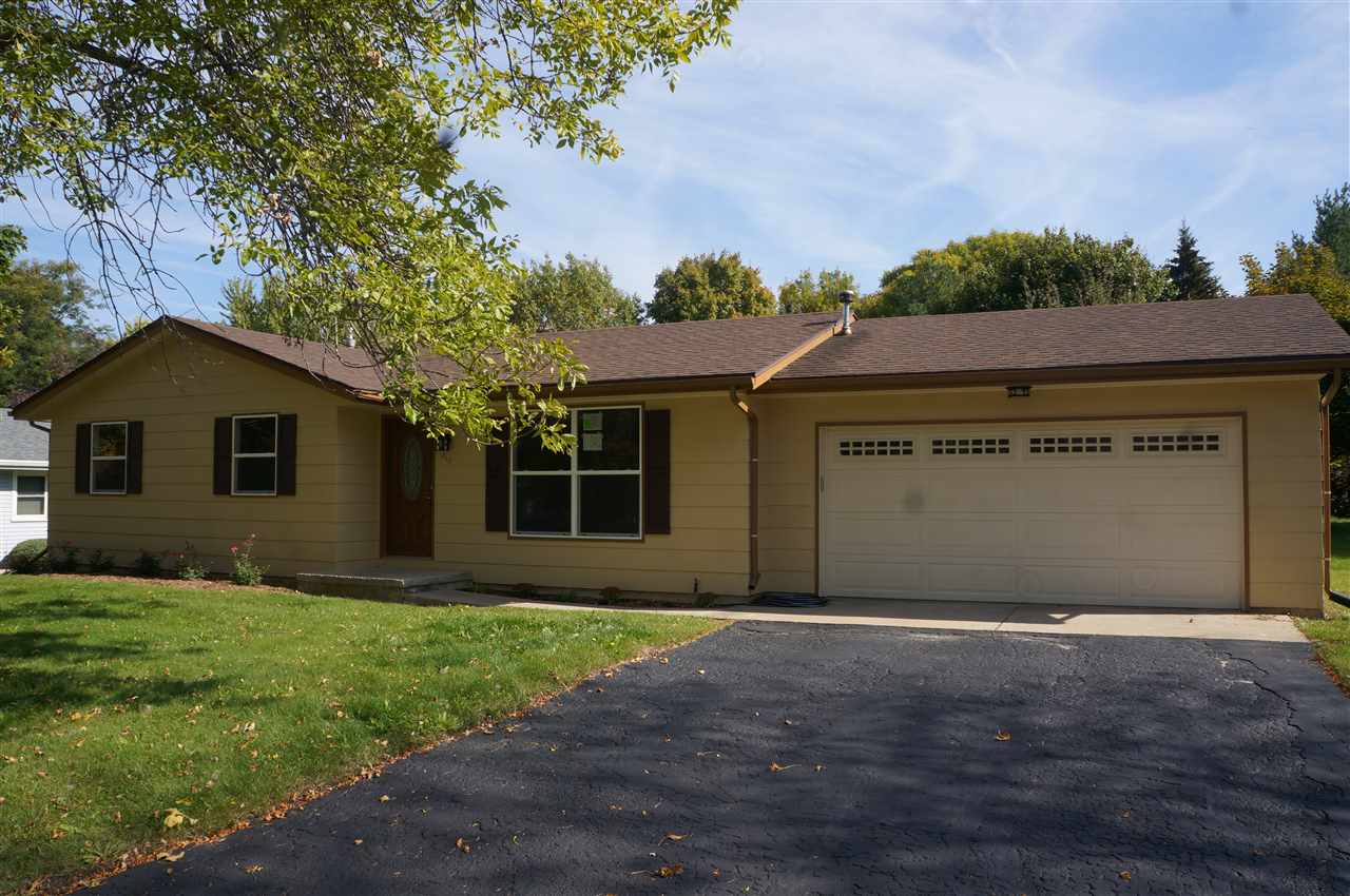 210 Ash St, Oregon, WI 53575 photo 1
