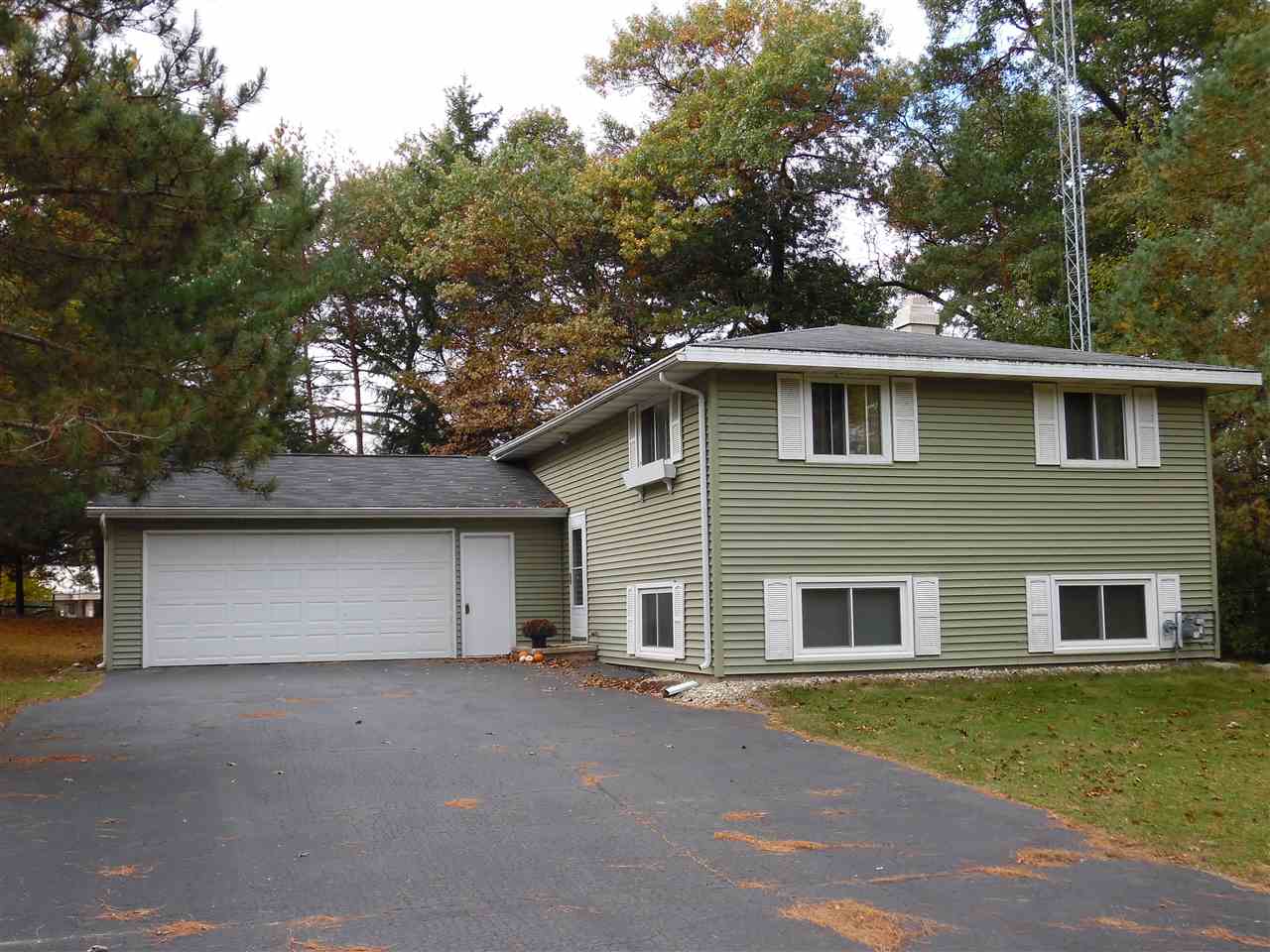 36 Bayview Ct, Montello, WI 53949 photo 1