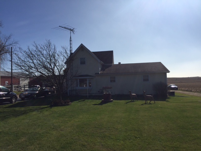 2548 W Spring Creek Rd, Beloit, WI 53511 photo 1