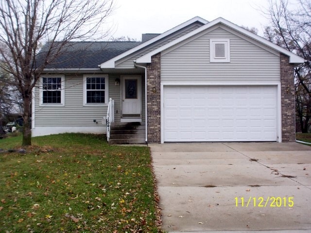 1541 Moore St, Beloit, WI 53511 photo 1