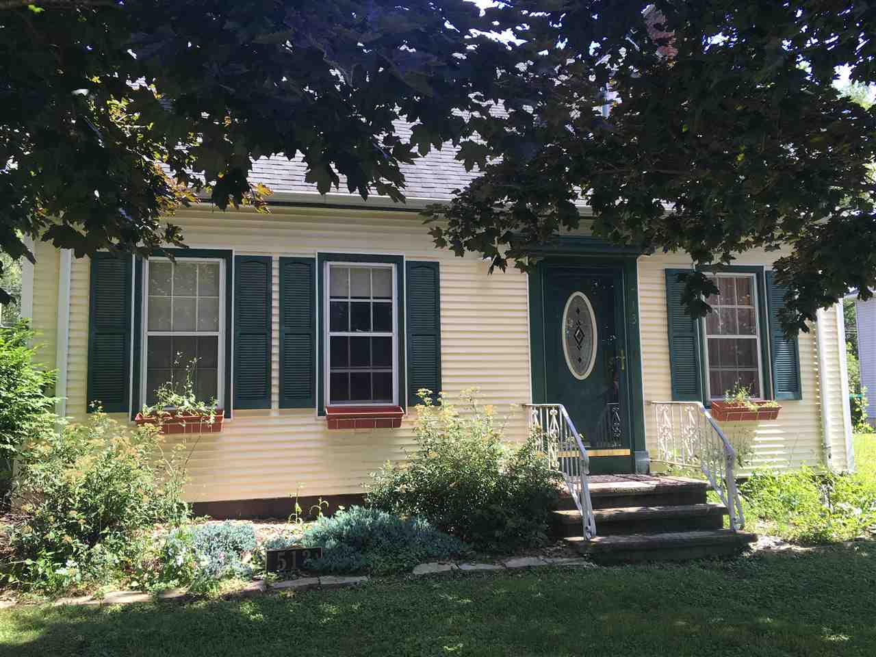 513 N Main St, Fall River, WI 53932 photo 1