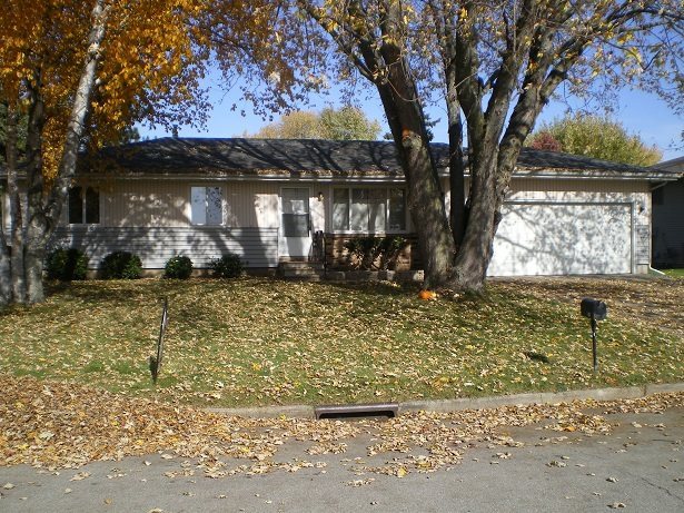 542 Ardmore Ave, Ripon, WI 54971 photo 1