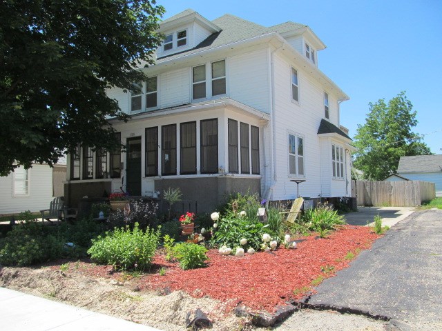 125 S Mill St, Juneau, WI 53039 photo 1