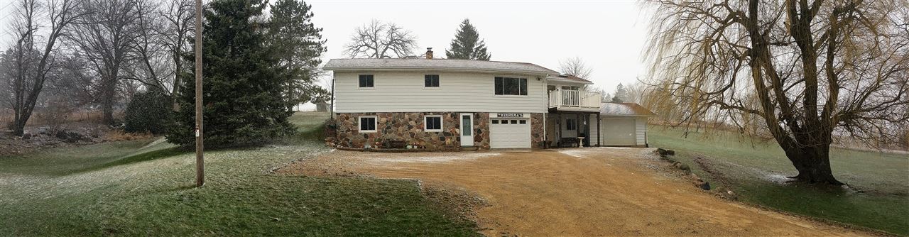 w706 County Road E, Randolph, WI 53956 photo 1
