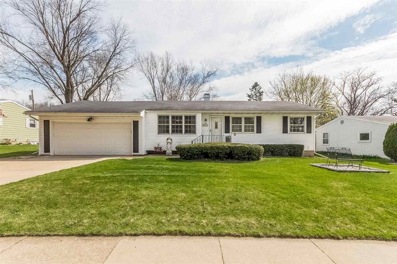 4701 Eldorado Ln, Madison, WI 53716 photo 1