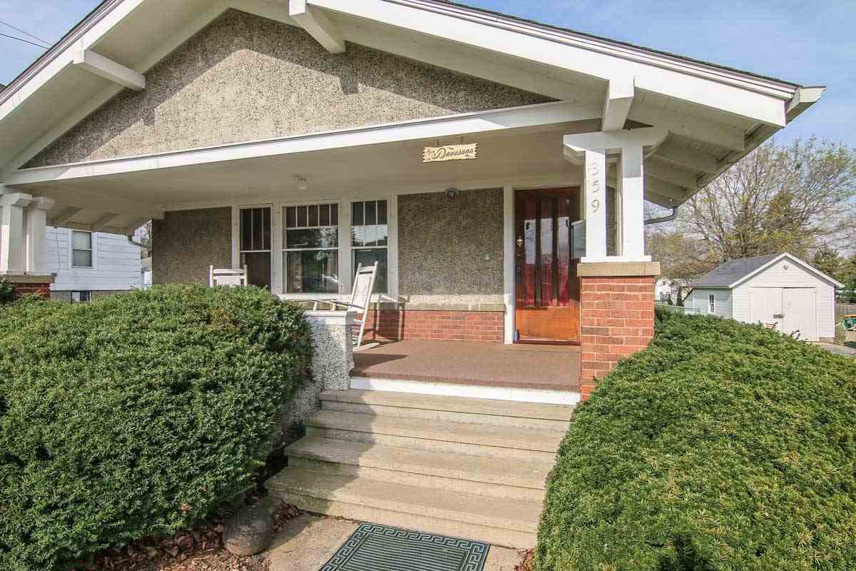 359 S Jackson St, Waterloo, WI 53594 photo 1