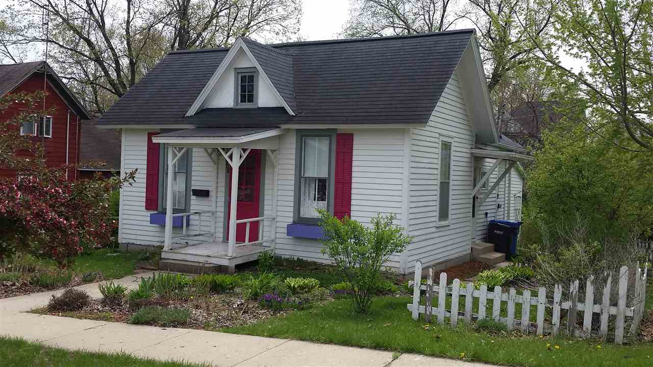908 13th St, Brodhead, WI 53520 photo 1