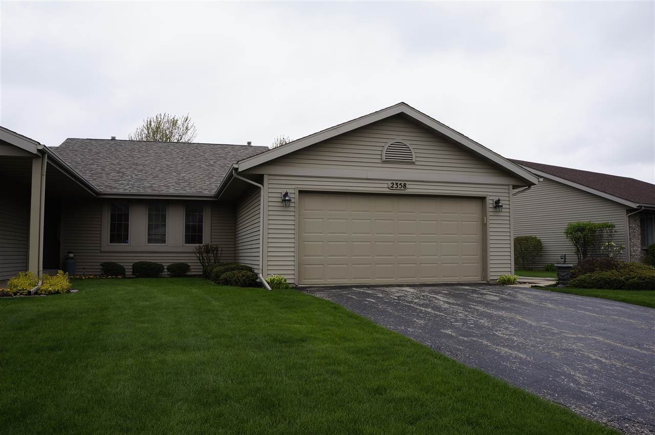2358 Granite Ter, Beloit, WI 53511 photo 1