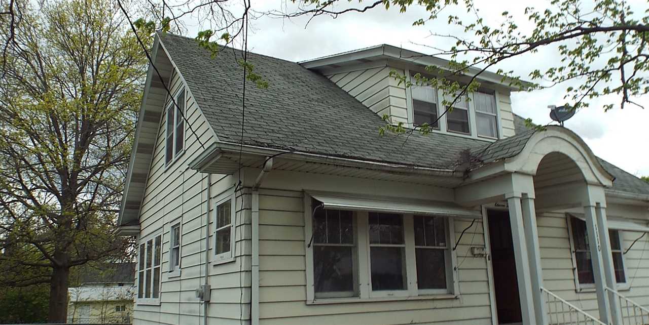 1110 Bluff St, Beloit, WI 53511 photo 1