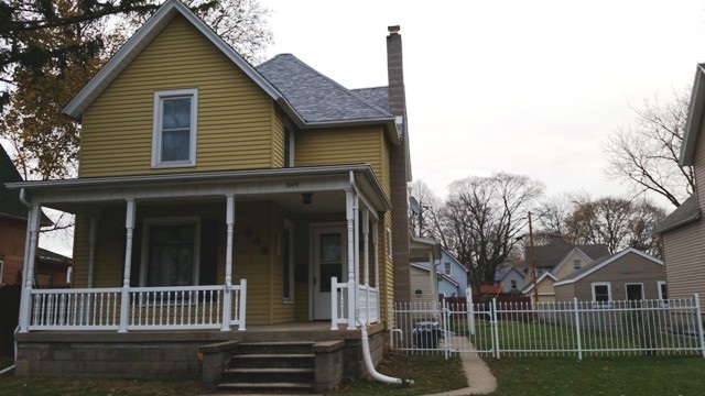 849 10th St, Beloit, WI 53511 photo 1