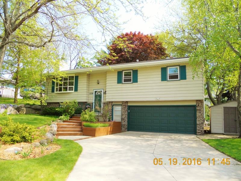 1238 Chestnut St, Waterloo, WI 53594 photo 1