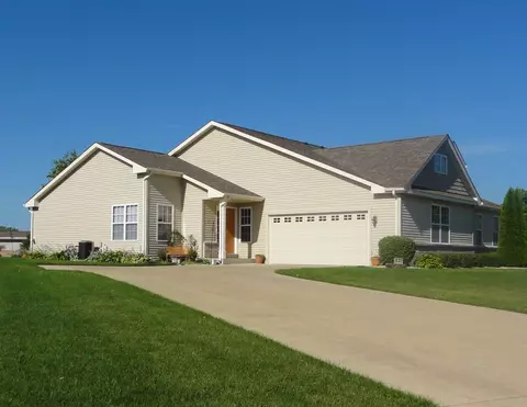 937 E Windfield Ct, Beloit, WI 53511 photo 1