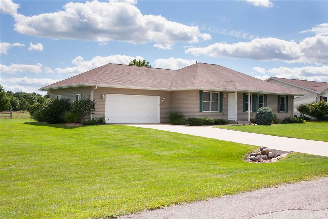 1202 25th St, Brodhead, WI 53520 photo 1