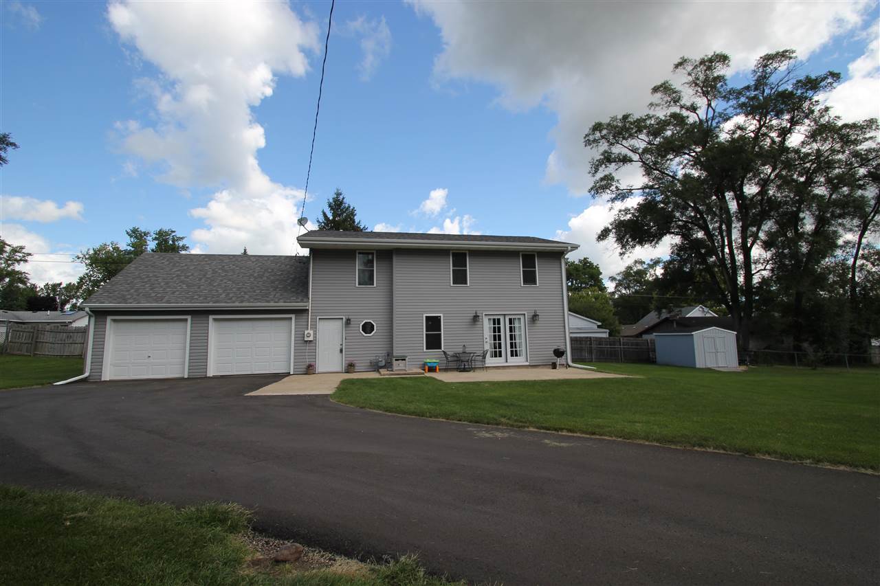 2235 Jackson St, Beloit, WI 53511 photo 1