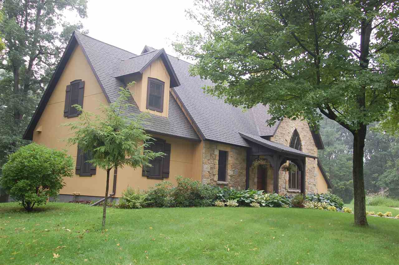 5150 Knobs Rd, Ridgeway, WI 53582 photo 1