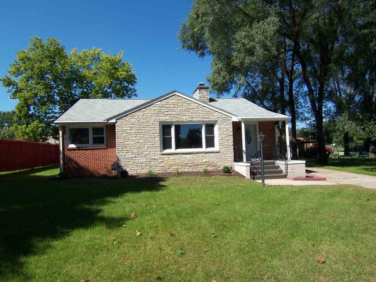 2040 Cottage Ave, Beloit, WI 53511 photo 1