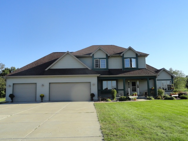 5414 E Terry Dr, Milton, WI 53563 photo 1