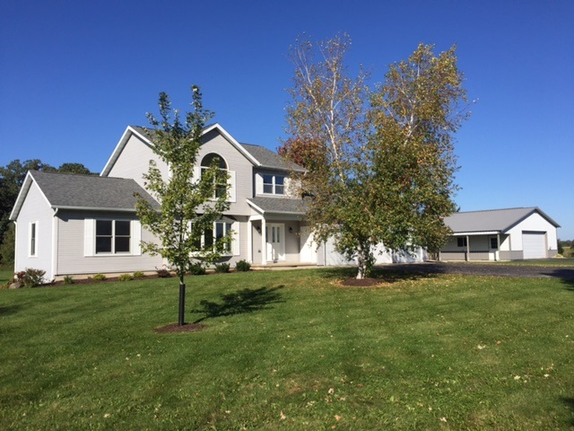2135 Hawkinson Rd, Oregon, WI 53575 photo 1