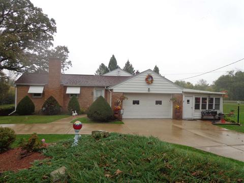 9501 S Creek Rd, Beloit, WI 53511 photo 1