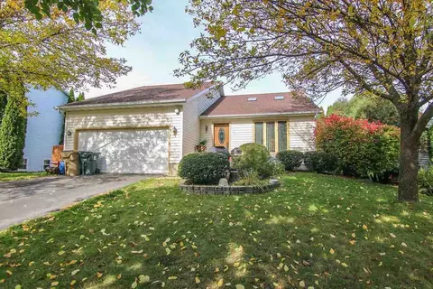 15 Geronimo Cir, Madison, WI 53713 photo 1