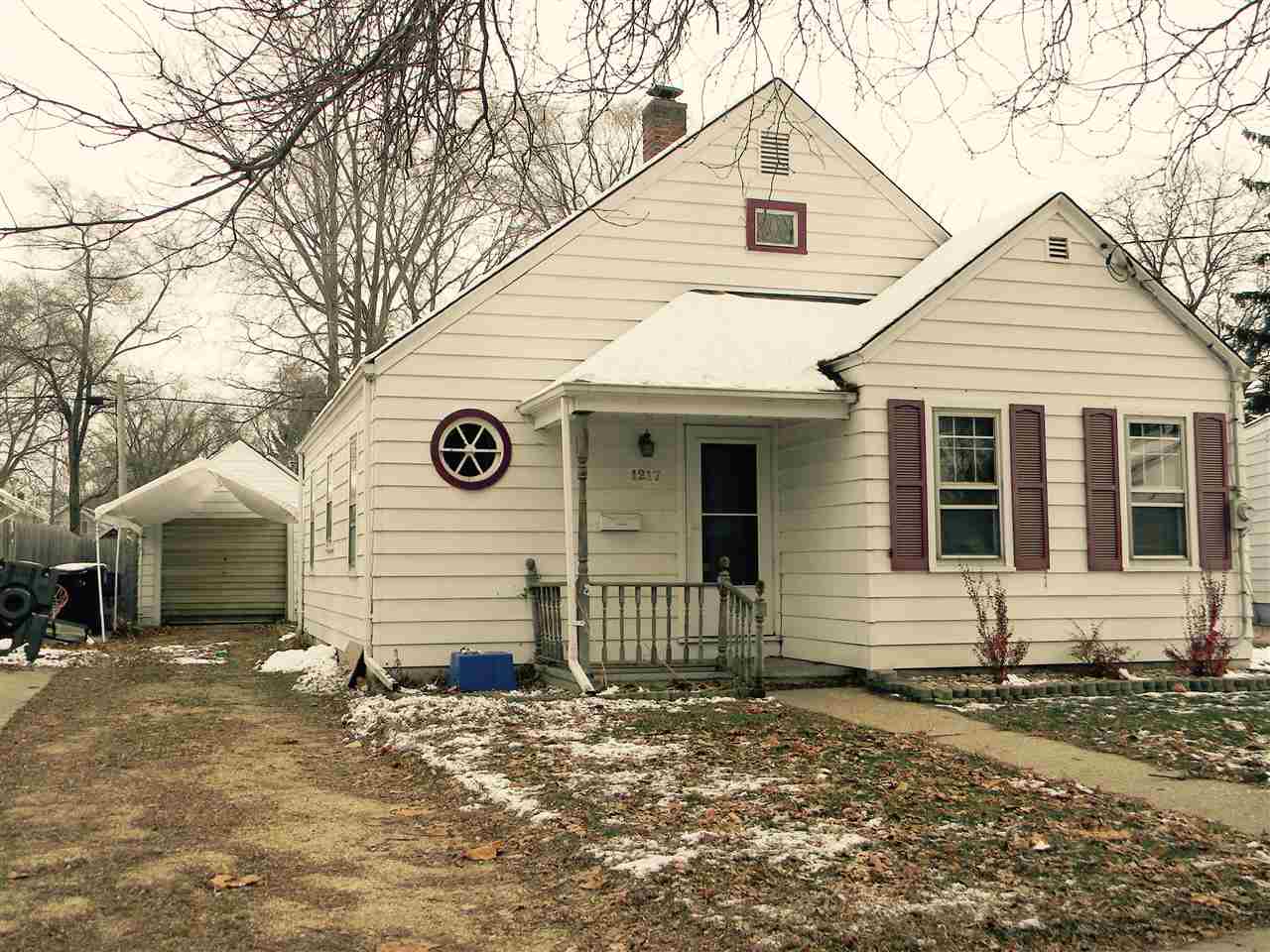 1217 11th St, Beloit, WI 53511 photo 1