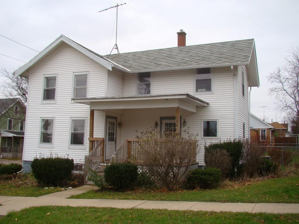 802 15th Ave, Monroe, WI 53566 photo 1