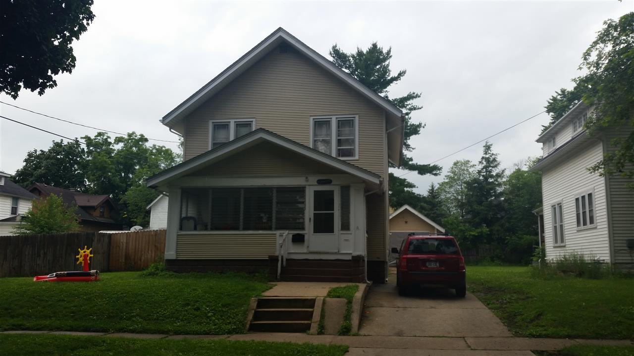 916 11th St, Beloit, WI 53511 photo 1