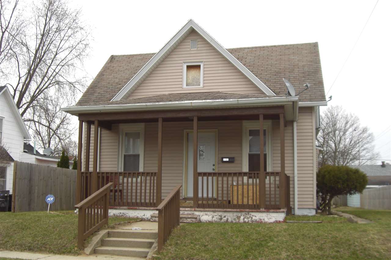 1107 Elm St, Beloit, WI 53511 photo 1