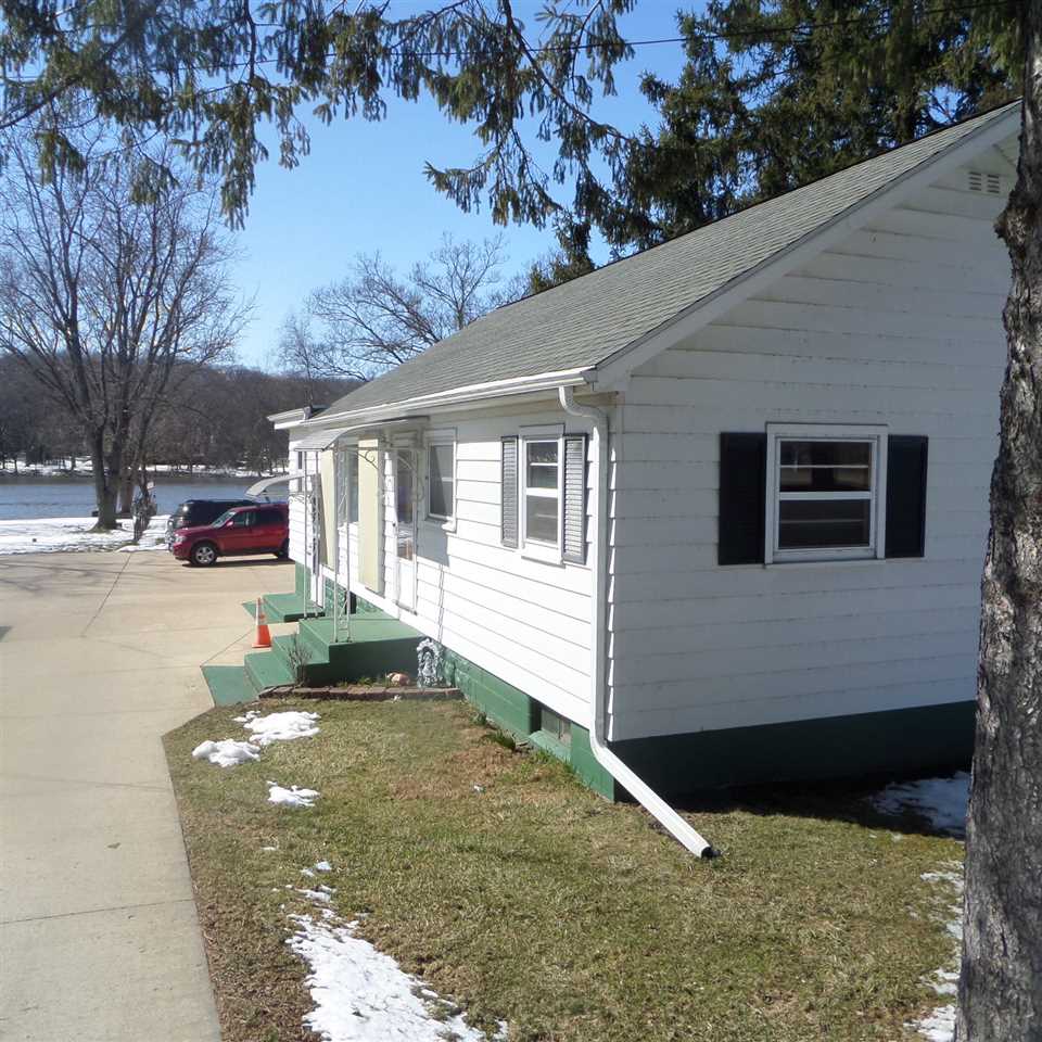 2838 S Riverside Dr, Beloit, WI 53511 photo 1