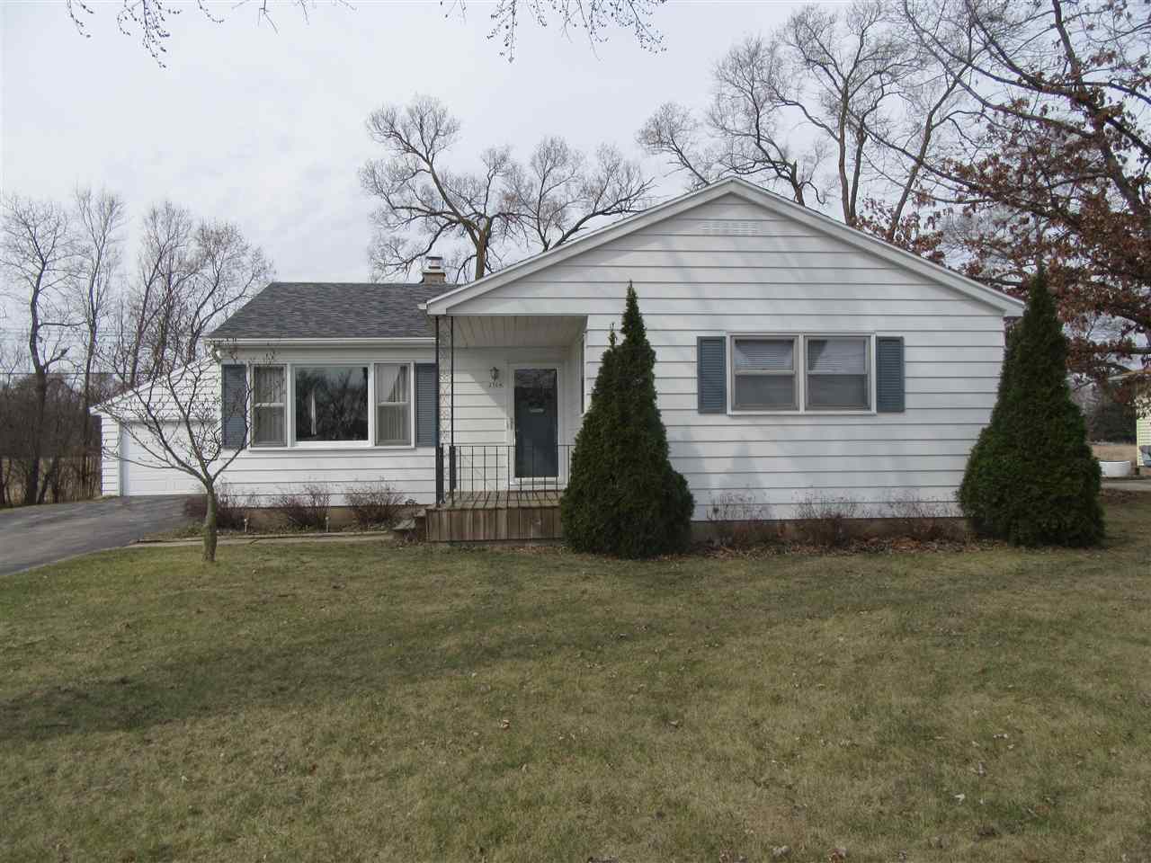 2304 S Dewey Ave, Beloit, WI 53511 photo 1