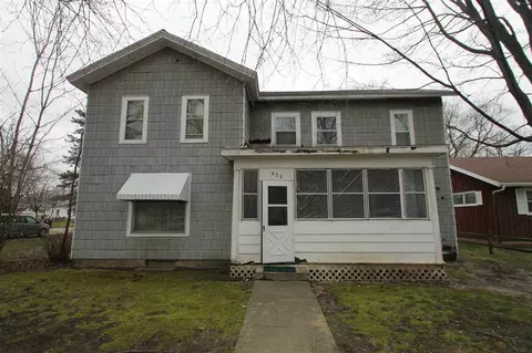902 E 4th Ave, Brodhead, WI 53520 photo 1