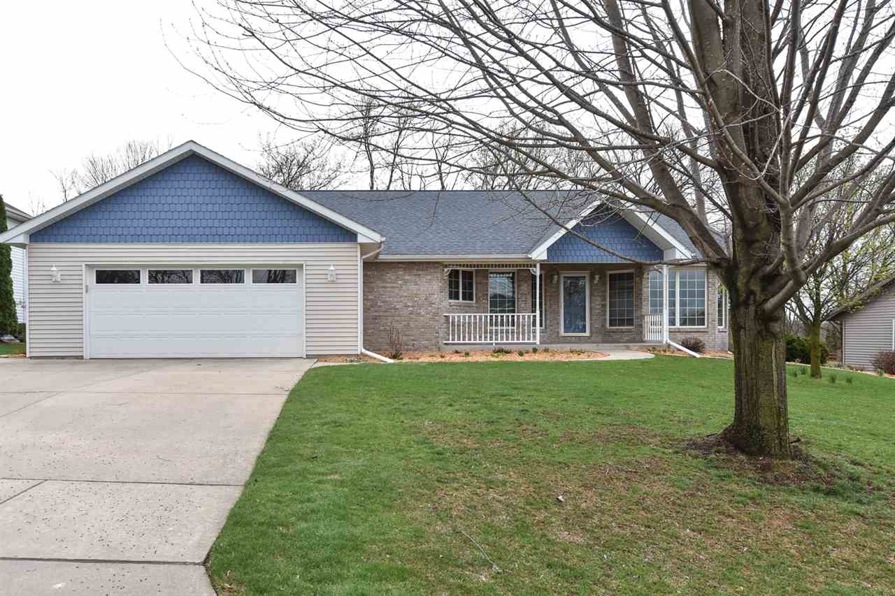 65 E Sunset Dr, Milton, WI 53563 photo 1