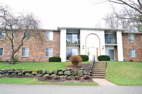 49 Golf Course Rd #E, Madison, WI 53704 photo 1