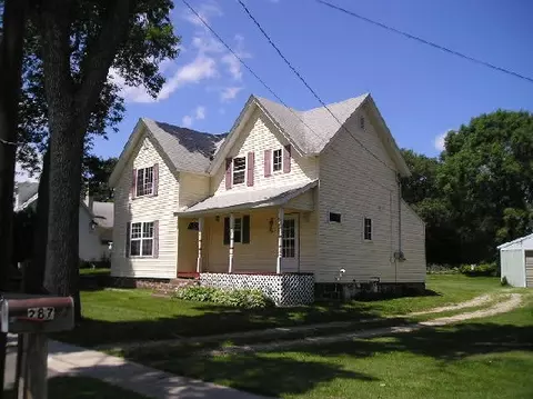 275 E Park St, Montello, WI 53949 photo 1