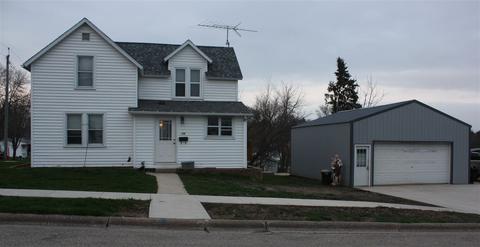 206 Pine St, Lancaster, WI 53813 photo 1
