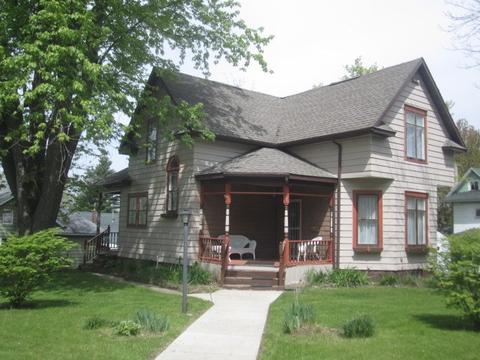 100 Benton St, Wonewoc, WI 53968 photo 1