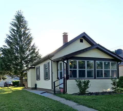 1252 11th St, Beloit, WI 53511 photo 1