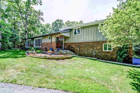 1325 E Bittersweet Dr, Milton, WI 53563 photo 1