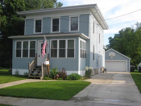 346 Belleville St, Ripon, WI 54971 photo 1